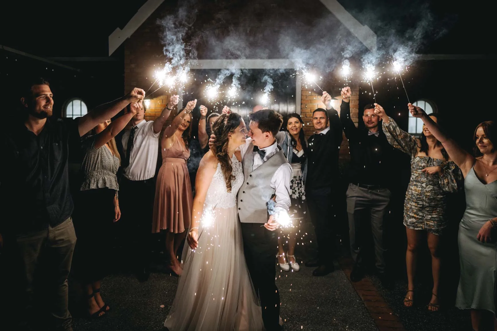 A Dutch farmhouse fairytale wedding at Zenders Hamilton
